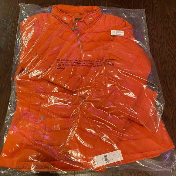 NEW - Puffer Jacket - Size S Orange - Picture 3 of 4